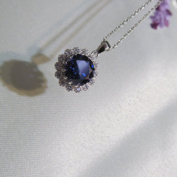 NWT Bella Luce Simulated Tanzanite & Diamond Rhodium over 925 Pendant w Chain - Picture 1 of 16